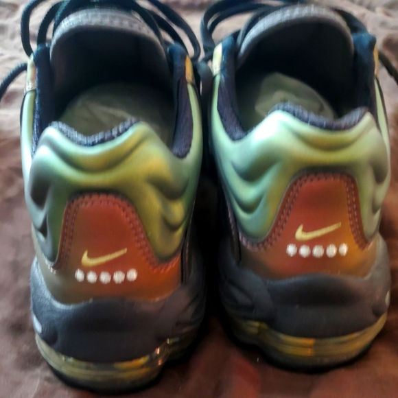 Nike Air Tuned Max Black/Celery-Dark Charcoal Men's Size 8 - Picture 5 of 7